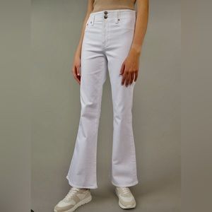 AE NE(X)T Level High-Waisted Flare Jeans in White